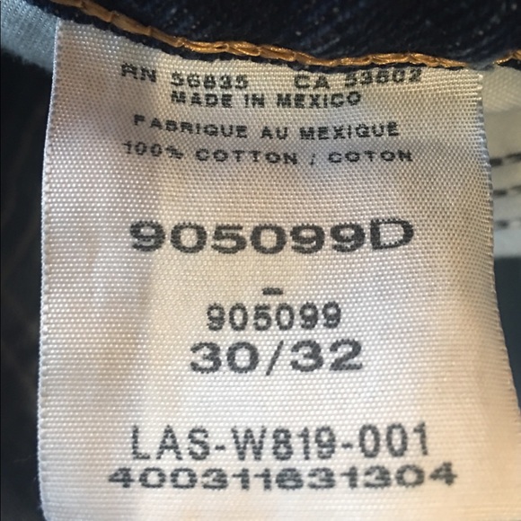 SOLD.   Cabela’s dark wash, boot cut Men’s Jeans. - Picture 3 of 4